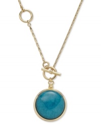 This alluring pendant necklace from Fossil features a watch fob-inspired pendant with a round teal-dyed jade bead. Crafted in shiny gold tone mixed metal. Adjustable front toggle closure. Approximate length: 22 to 25 inches + 2-inch extender. Approximate drop: 4-1/2 inches.