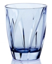 A breath of fresh air for casual tables, Noritake's Breeze tumbler features sweeping faceted cuts in shades of earth, wind and water. Dishwasher-safe glass ensures easy refreshment.