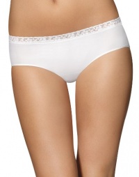 Bali Comfort Revolution Seamless Lace Hipster Panty, 8-White