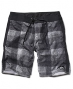 Hit the surf with these classic boardshorts from Quiksilver, the perfect style for the sand and sun.