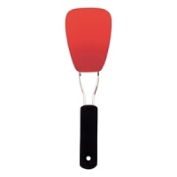 A great companion tool for non-stick cookware and bakeware, the OXO Good Grips Nylon Flexible Turner is perfect for flipping fragile foods while keeping them intact. The flexible nylon head slides easily beneath foods in a sauté pan or on a cookie sheet.