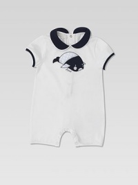 An embroidered whale patch with GG print adds a splash of color to this cozy one-piece for baby.Peter Pan collar with silk pipingShort sleevesBack snapsBottom snaps92% cotton/8% elastaneHand washMade in Italy Please note: Number of snaps may vary depending on size ordered. 