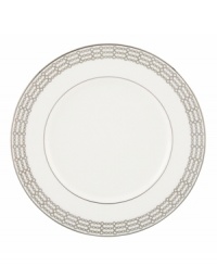 Perfectly polished in dishwasher-safe bone china, the Lenox Embraceable accent salad plates feature an ornate triple chain and platinum trim for a look of chic sophistication.