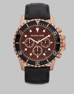 Crafted with precision and perfection, in brushed rose gold tone stainless steel with genuine, croc-embossed leather strap.Chronograph movementRound bezelWater resistant to 10ATMDate display at 5 o'clock Second handStainless steel case: 45mm(1.77)Leather braceletImported