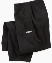 He can lock down his look with these Field pants from Akademiks, with a dark style that makes it tough to get them dirty.