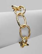 A glossy hammered design with large, statement links in 18k gold. 18k goldS-hook closureLength, about 7Made in Italy