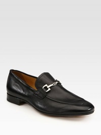 Ornament detail completes this classic loafer of smooth, shiny leather.Leather upperLeather liningPadded insoleLeather soleMade in Switzerland