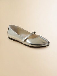 Essential Mary Janes flats are crafted in lush leather with shiny metallic upper.Slip-on with top strapPatent leather upperLeather liningLeather soleImported