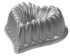 Nordic Ware 55548 Cast-Aluminum Elegant Heart Bundt Pan