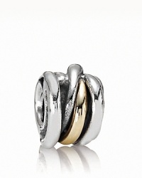 This overlapping ring charm from PANDORA melds sterling silver with a touch of 14K gold for two-tone versatility.