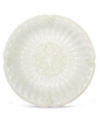 Serve every course with exquisite taste. Featuring a raised pattern of cascading vines and elegant fluting, this large round serving bowl brings distinctly vintage style to the table. Coordinates with Butler's Pantry dinnerware and dishes collection.