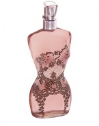 A seductive and sophisticated blend of rose, orchid and vanilla creates a floral oriental scent that is deliciously sensual and romantic. Absolutely intoxicating and irresistible, like lace upon the skin, this fragrance is intensely desirable. 