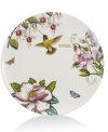 A fresh take on Portmeirion's beloved Botanic Garden dinnerware, the Botanic Hummingbird dinner plate layers colorful wildlife on simple Portmeirion porcelain.