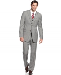 Lighten up your suited-up style with this slim-fit grey 3-piece from Lauren by Ralph Lauren.