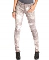 Levi's does the bold denim trend justice with a pair of five-pocket skinny jeans that boasts the coolest tie-dye print!