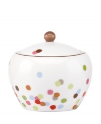 Have more fun at the table with the playful confetti pattern and sublime durability of this Market Street Green sugar bowl by kate spade.