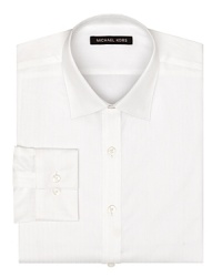 Crafted in crisp, non-iron cotton, this regular fit dress shirt from Michael Kors brings sophisticated style to your everyday wardrobe.