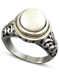 A captivating combination. EFFY Collection nestles a cultured freshwater pearl (10 mm) on a ring crafted in sterling silver and 18k gold to stunning effect. An intricate pattern on the side enhances the appeal. Size 7.