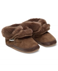 Keep your little one's toes cozy when the snow's falling in these cute ankle booties from Robeez.