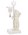 When it's time to dream, this Snowbabies figurine will see you off! Crafted of porcelain bisque from Department 56.