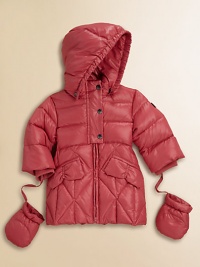 Gathered bow-inspired pockets give this quilted puffer an adorable update.Snap-off hoodStand collarPartial snap placketQuilted alloverZip frontLong sleeves with attached mittensLogo patch on one armDual front bow pocketsFully linedShell: polyamideFill: goose downDry cleanImported Please note: Number of snaps may vary depending on size ordered. 