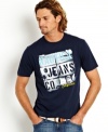 Slacker cool. Simply throw on this t-shirt from Nautica and ratchet up your casual look for the weekend.