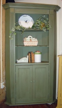 Barrel-Back Corner Cupboard w 2 Fixed Shelves in Open Top (Sky)