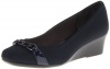 LifeStride Women's Gazette Wedge Pump