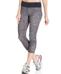 Working out never looked so stylish! Ideology's animal-print leggings add a fun touch to your routine, while offering comfy details like a thick waistband and stretchy, breathable fabric.