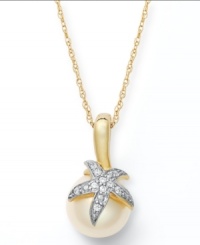 Beauty of the deep. A cultured freshwater pearl (9mm) is enveloped in a precious diamond-accented starfish for a truly gorgeous accent to any ensemble. Pendant is set in 14k gold. Approximate length: 18 inches. Approximate drop: 1/2 inch.