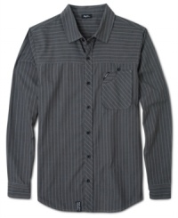 A sports shirt made for the LRG lifestyle: The Crossed Lines striped shirt with combined chest pockets.