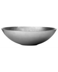 Elegance with an edge. Cast and finished by hand, the radiant Burnished Metal bowl boasts a sleek, modern look with the rich textural detail that defines the Donna Karan by Lenox collection.