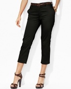 Rendered in sleek stretch twill, the Jodie pant is crafted with a slim, cropped leg for modern style.