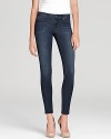 Low rise, high-style skinny jeans in a dark wash for an extra-slimming look we all look for in our denim.