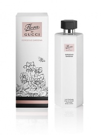 A sparkling prelude of succulent red berries and juicy pear gives way to an opulent floral heart. The plushness of gardenia petals is enhanced by the creamy warmth of frangipani flower, underlaid by the delectable aroma of patchouli and brown sugar. Gorgeous Gardenia is a paean to the lightness of the shrub's first blossom and the addictive richness of it in full bloom. The result is gorgeously feminine. The Gorgeous Gardenia woman exudes a sultry sensuality that is lushly enticing.