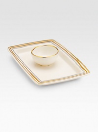 A beautiful design inspired by the pageantry of ancient horseraces features a handcrafted porcelain tray and matching bowl, both carefully glazed in concentric circles of 24k gold, platinum and rose gold. Ideal for hummus, salsa or any favorite dip Dishwasher safe 4¾W X 1½H X 4¾D Made in USA 