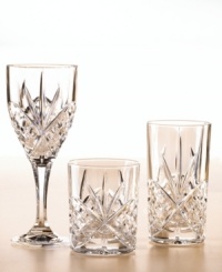 Long, faceted cuts in a traditional starburst pattern make this set of lead crystal goblets sparkle and shine.