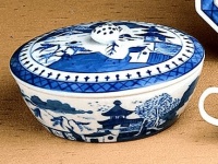 Mottahedeh Blue Canton Oval Box 5 in