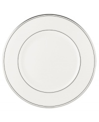 A Lenox classic, the Federal Platinum dinner plate adds a luxurious note to your table in exquisite white bone china with platinum trim. Coordinating Debut Platinum crystal stemware adds the finishing flourish.