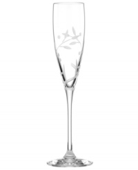 Etched with a playful dot and vine motif, this Lenox flute is a refreshing and, in dishwasher-safe crystal, amazingly fuss-free addition to fine dining.