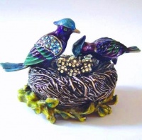 Purple Love Birds Box Swarovski Crystals LoveBirds Jewelry, Trinket, Pill Box FIGURINE