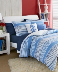 Outfit the bedroom with a preppy punch. Finish your Vineyard Stripe bed from Izod with the coordinating decorative pillow, featuring a pique knit with button accents.