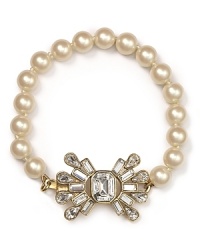 Indulge your penchant for pearls with this elegant bracelet from Carolee. With a hit of glitz, it easily adds panache to a crisp oxford or classic cardigan.