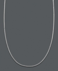 As versatile as they come, this sterling silver link chain by Giani Bernini will quickly become your go-to necklace. Approximate length: 16 inches.