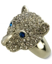 Animal attraction. This stretch ring from GUESS is crafted from silver-tone mixed metal with blue glass crystal accents making this a fierce fashion choice. Item comes packaged in a signature GUESS Gift Box.