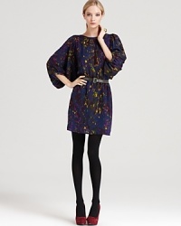 Wide, stylish dolman sleeves add definition to this silky-light Tegan dress that flaunts a stunning oil painting-inspired print--belt it for a cinched silhouette or simply let it flow.