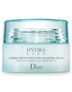 This comforting and protective créme treatment with the added benefit of SPF 15 stimulates water circulation between skin layers, immediately nourishes the skin for a natural radiant glow and protects against environmental stress. Hydra Life Pro-Youth Protective Créme SPF 15 provides care for skin in need of long lasting hydration. 1.7 oz. 