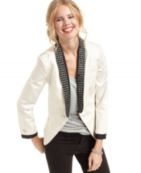 A studded, contrast-color collar gives Jessica Simpson's tuxedo blazer a super-edgy finish. Wear the layer over jeans and tees for a day outfit with downtown charisma -- or a chic pencil skirt to step-up your night-out look.