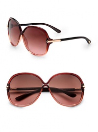 Be a shady lady in this lightweight, elegant pair with logo lens. Available in brown with gradient brown to rose lens.Tubular temples100% UV protectionMade in Italy