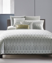 Linked in. Intricately quilted links offer added dimension and an abstract take on the beauty of architectural ironwork in this modern sham from Hotel Collection. Hidden zipper closure.